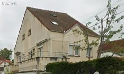 Studio meublé - Gare St Brice RER H à 1 Min - 750 TOUT COMPRIS - DISPONIBLE IMMEDIATEMENT