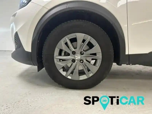 Peugeot 2008 1.2 puretech 130ch s&amp;s style — photo 10