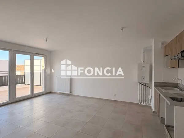 Appartement Location Morières-lès-Avignon 2p 50m² 725€