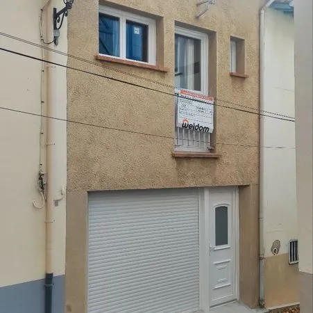 Garage 50 M2 + mezzanine
