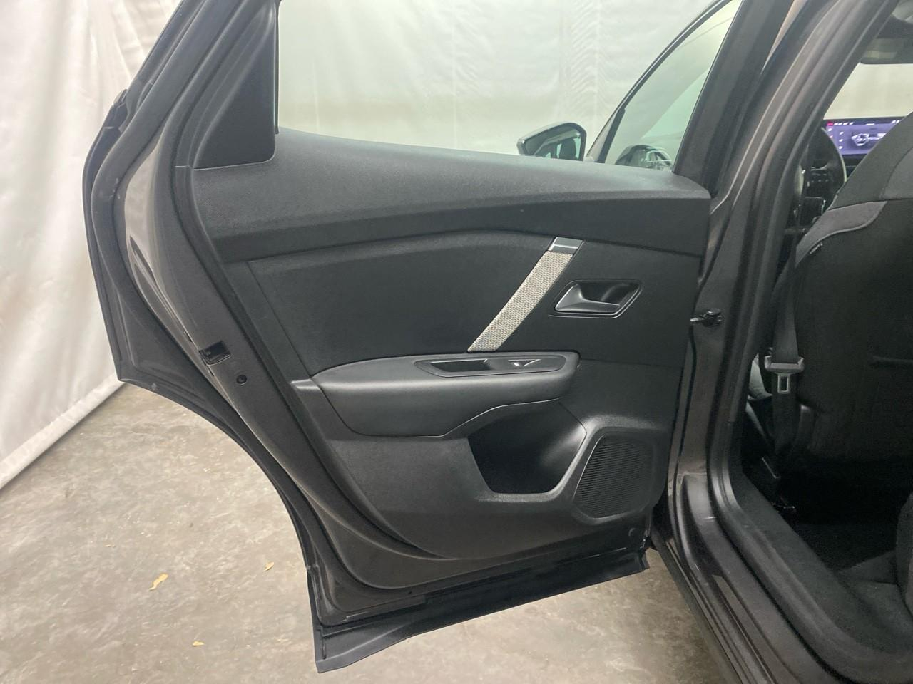 Citroën C4 bluehdi 130 s&s eat8 c-series — photo 27
