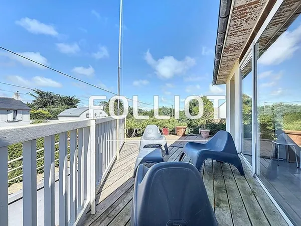 A vendre Maison avec sous sol complet et grenier en plein coeur de CARTERET