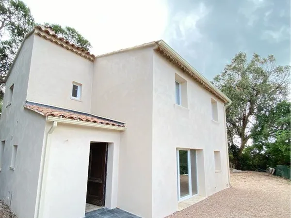 Maison à louer à l'année