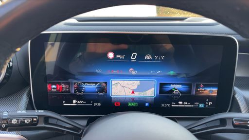 Mercedes Classe GLC 300 de 333 EQ Power 4Matic 9G-Tronic - AMG Line – 2023 – 39085 km – Hybride rechargeable – Boîte Automatique — photo 5