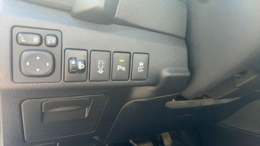 Toyota Auris 2.0 D-4D 124 - Edition Style – 2013 – 144007 km – Diesel – Boîte Manuelle — photo 3