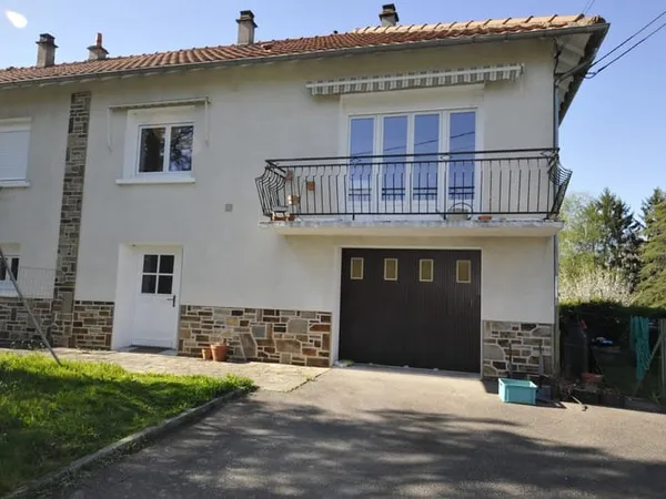Maison sur grand terrain