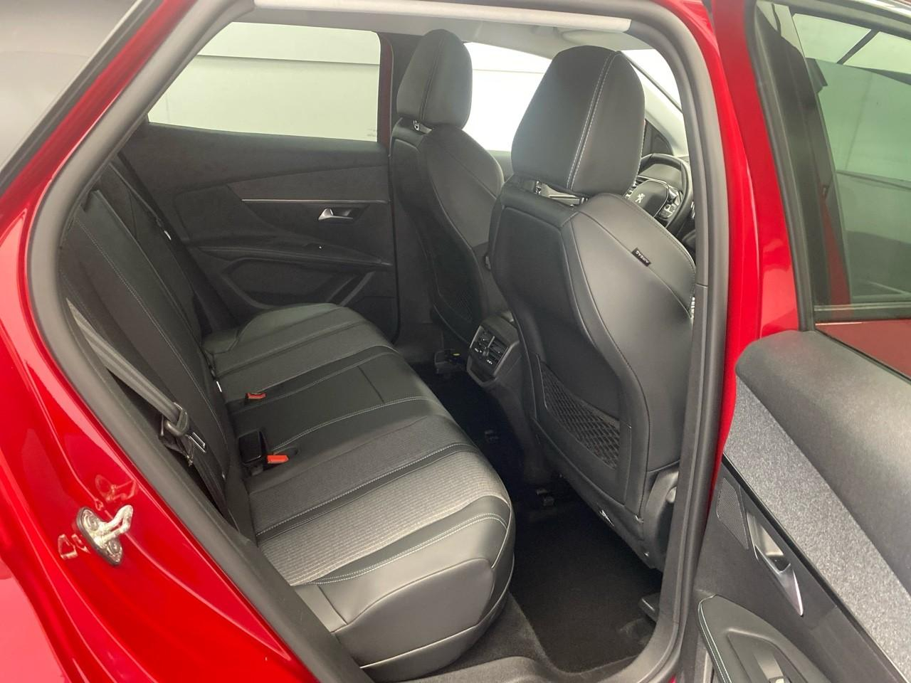 Peugeot 3008 hybrid 225 e-eat8 allure pack — photo 25