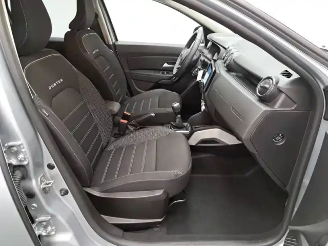 Dacia Duster eco-g 100 4x2 — photo 23