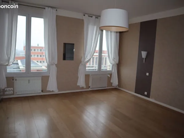 Appartement 4 pièces 178 m²