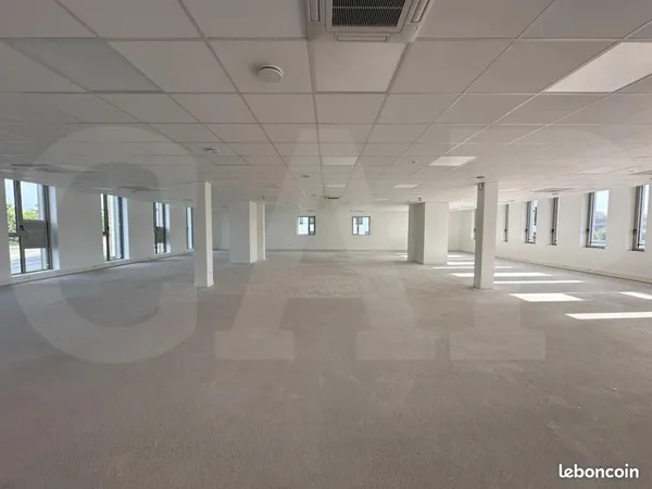 Bureaux 405 m²