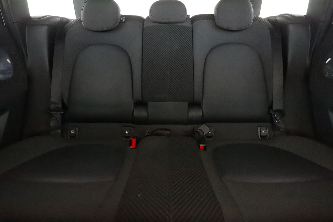 MINI Countryman Cooper SE ALL4 Hybrid BVA6 — photo 14