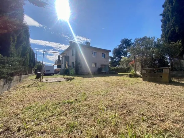 Maison 8 pièces 170 m²