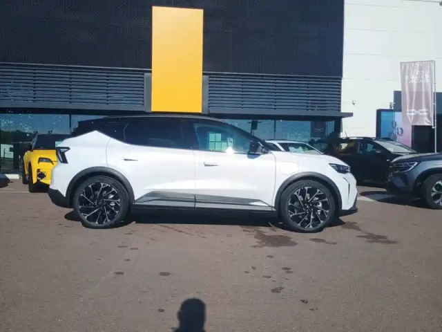 Renault Scenic e-tech électrique 220 ch grande autonomie — photo 25