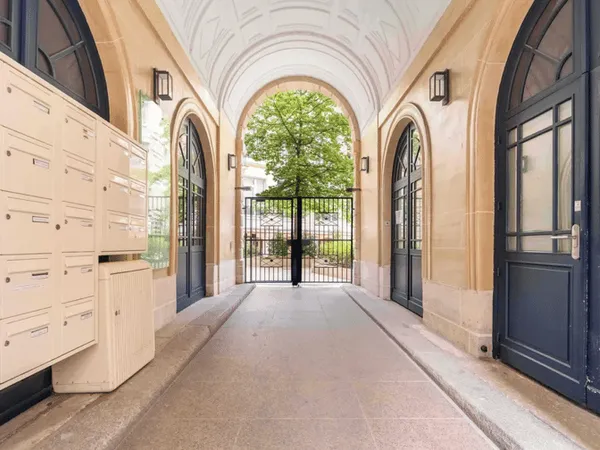 Bureaux 231 m²