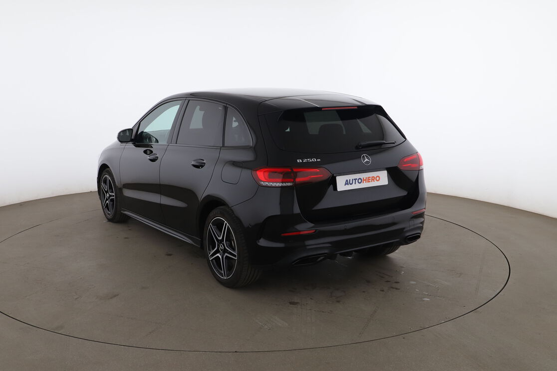 Mercedes-Benz Classe B 250e AMG Line Edition 8G-DCT — photo 3
