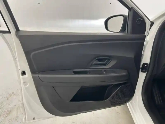 Dacia Sandero sce 65 - 22 — photo 20