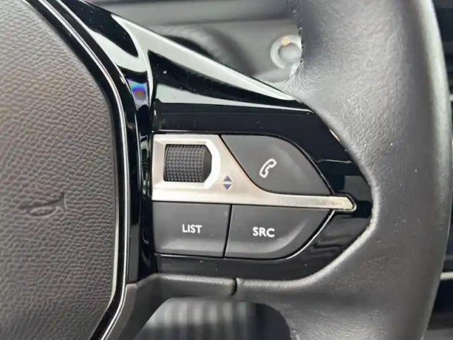 Peugeot 208 puretech 100 s&amp;s bvm6 — photo 53