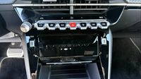 Peugeot 2008 1.2 Hybrid 145ch GT e-DCS6 — photo 17