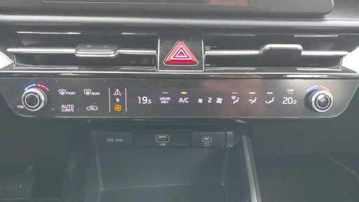 Kia Niro 1.6 GDi 141 Hybride DCT6 - Motion – 2024 – 41504 km – Hybride essence – Boîte Automatique — photo 15