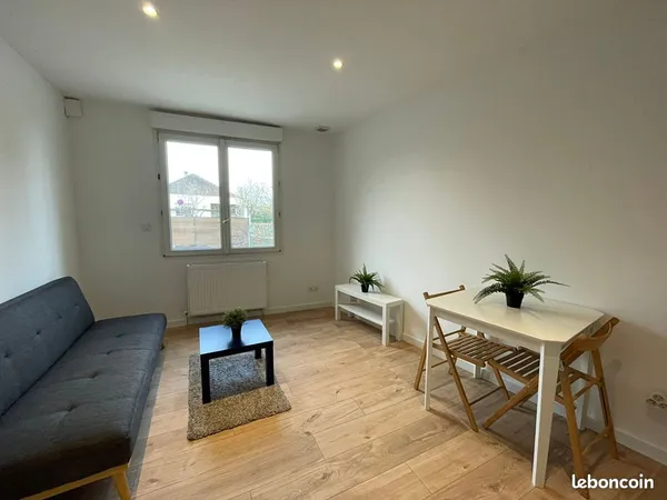 Studio 1 pièce 18 m²