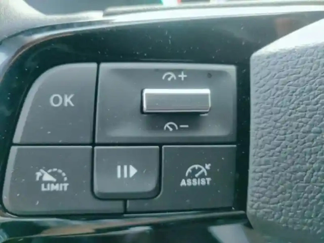 Fiat Scudo fg xl 2.2 diesel 180ch cabine approfondie fixe pack premium connect automatique — photo 12