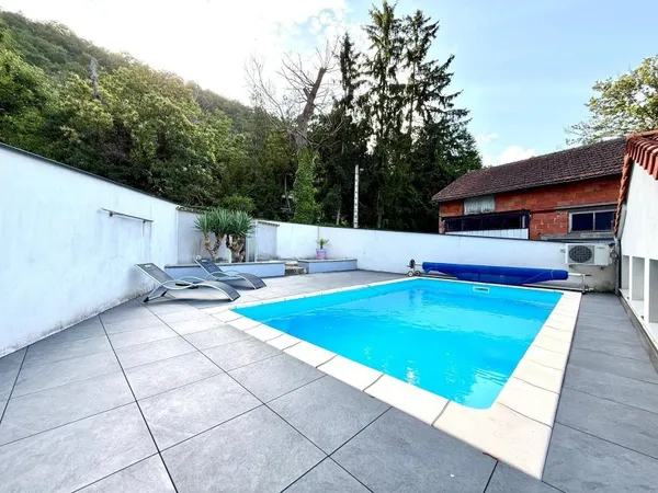A VENDRE A SAYAT( 63530) MAISON DE 158 m²