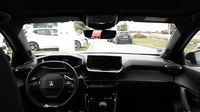 Peugeot 2008 1.2 PureTech 130ch S&S GT Line — photo 8