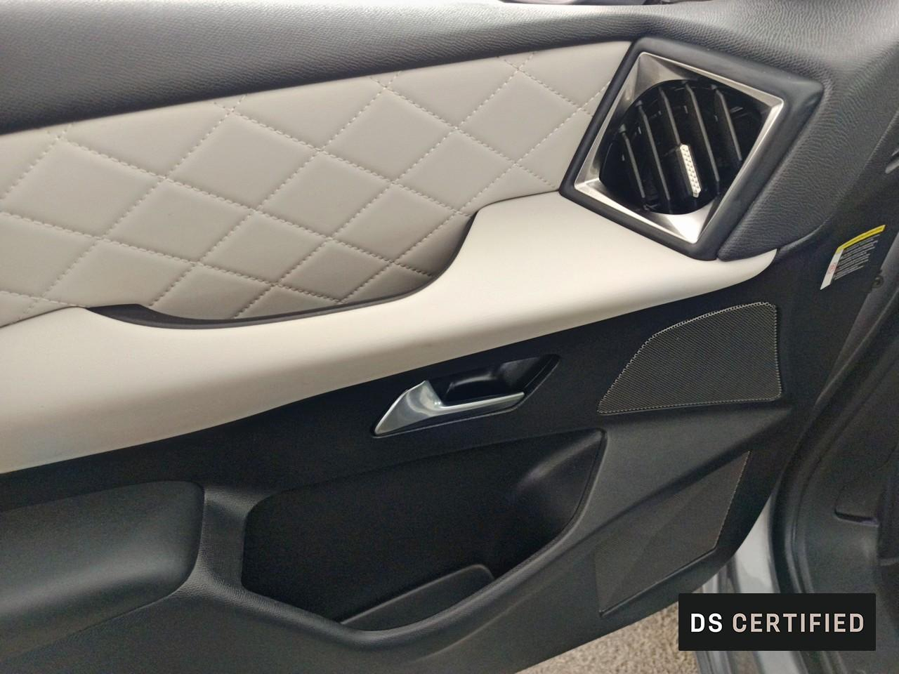 Ds Ds 3 crossback puretech 130 eat8 rivoli — photo 20