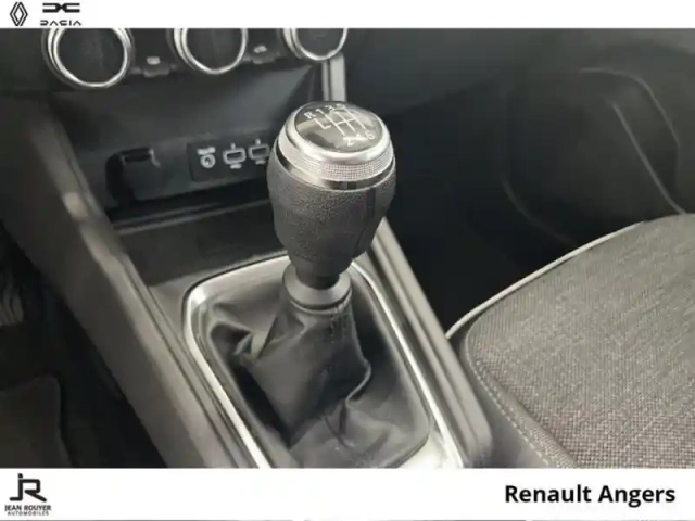 Renault Captur 1.0 tce 90ch techno — photo 6