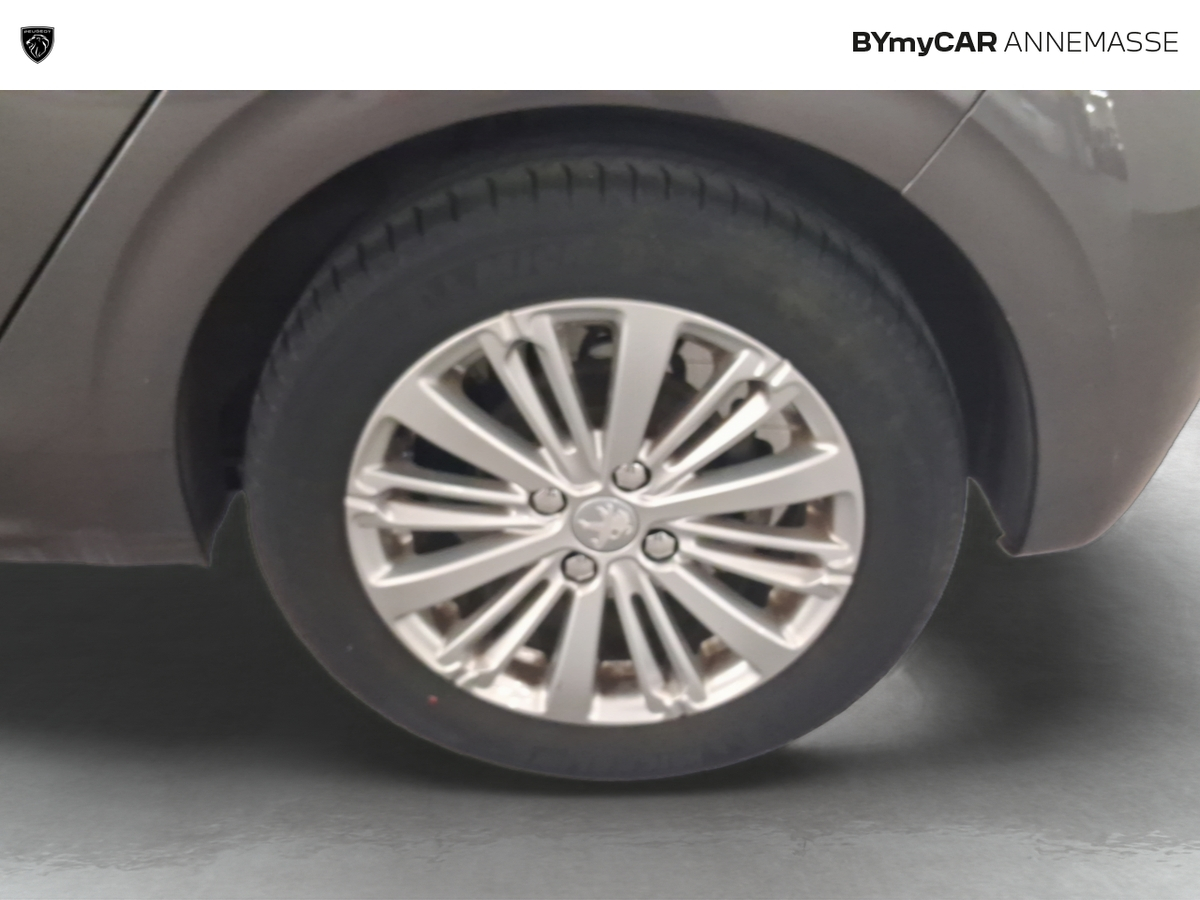 Peugeot 208 PureTech 110ch S&amp;S EAT6 — photo 15