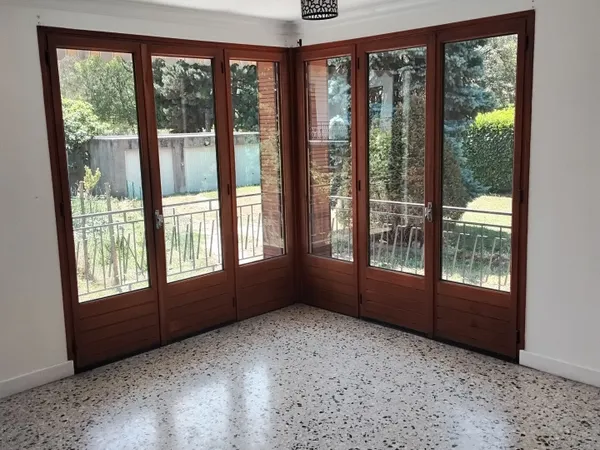 Dans petite résidence, grand T4 de 95m2 avec garage double