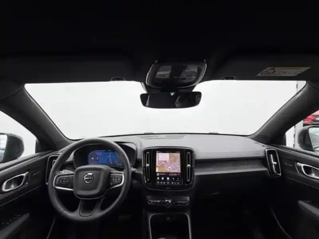 Volvo Ex40 single extended range 252ch plus — photo 5