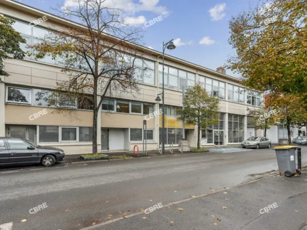 Bureau 1270 m²