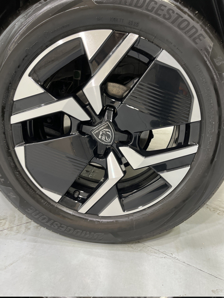 Peugeot 2008 — photo 33