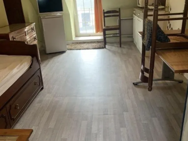 Chambre meublée au calme chez l'habitant