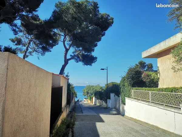 Studio 1 pièce 28 m²