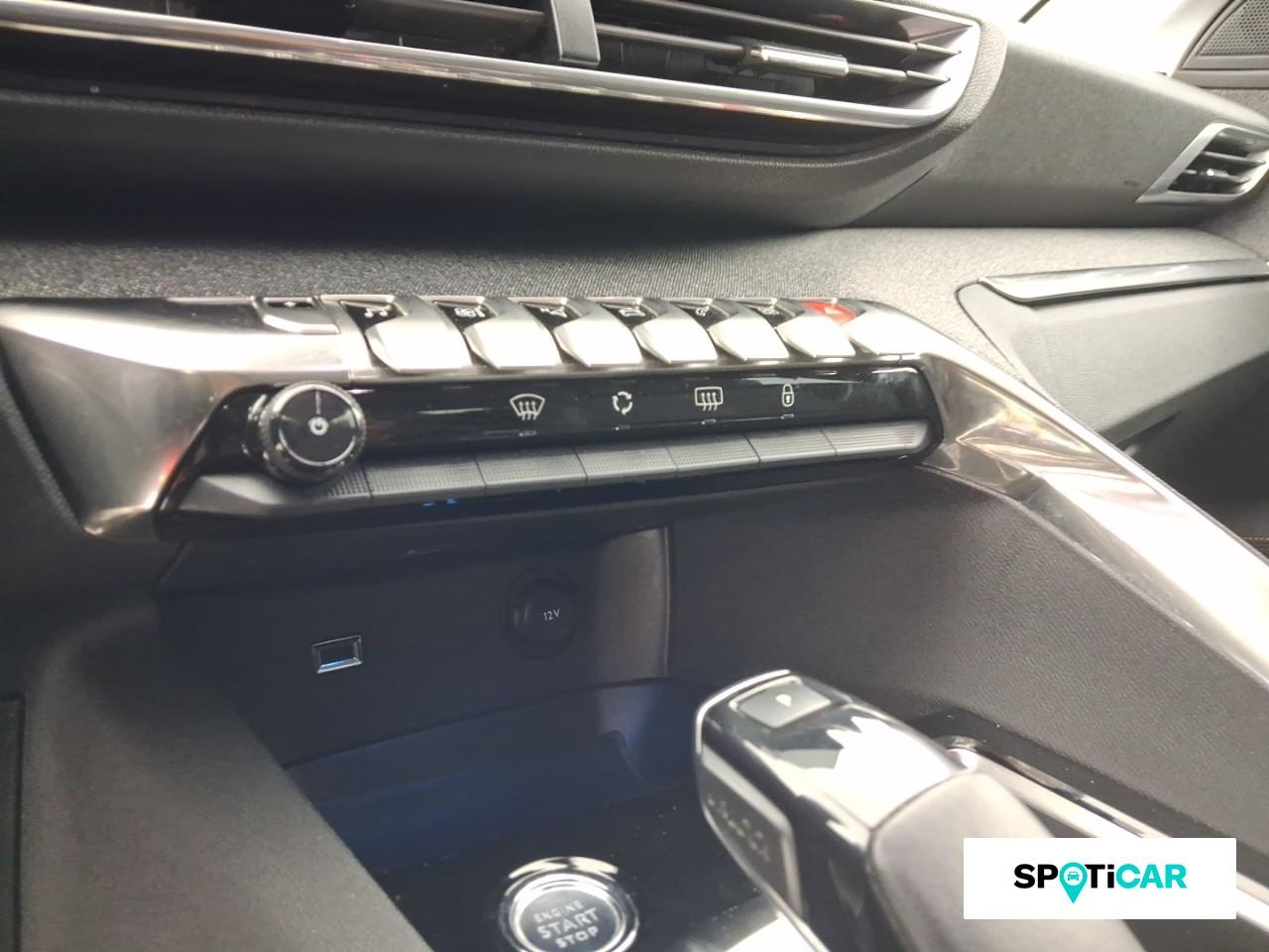 Peugeot 3008 hybrid 225ch roadtrip e-eat8 — photo 15