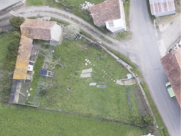 Terrain arboré ~480 m² avec bâtisse 40 m²