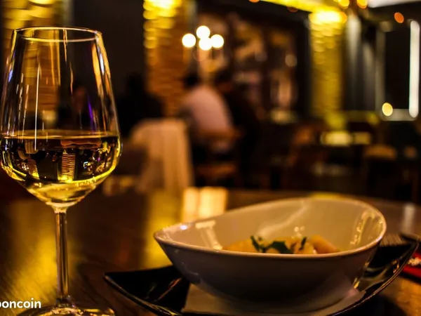 Bar, brasserie, restaurant 323 m² BOULOGNE BILLANCOURT