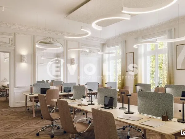 Bureau 854 m²