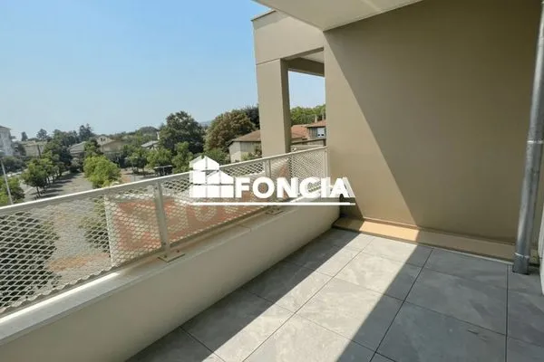 Appartement 4 pièces 83 m²