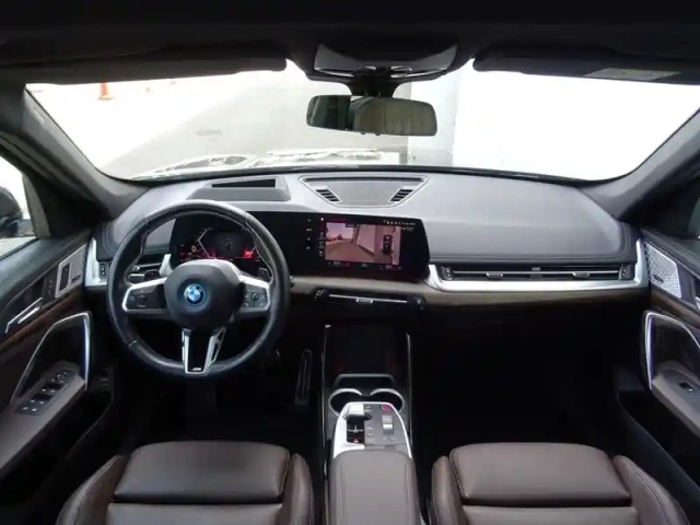 Bmw X1 xdrive30e 326ch m sport — photo 16