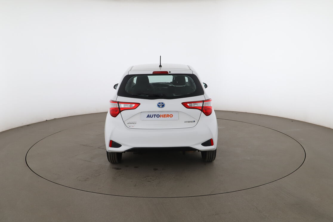 Toyota Yaris 1.5 Hybrid France — photo 4