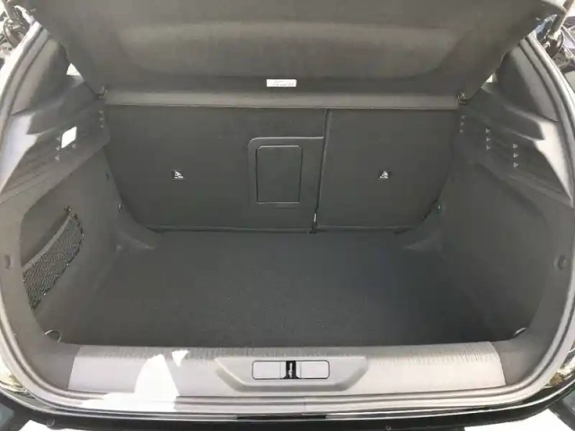 Peugeot 308 hybrid 145 e-dcs6 — photo 6