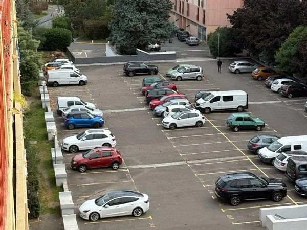 Vends place de parking en sous-sol Jolimont