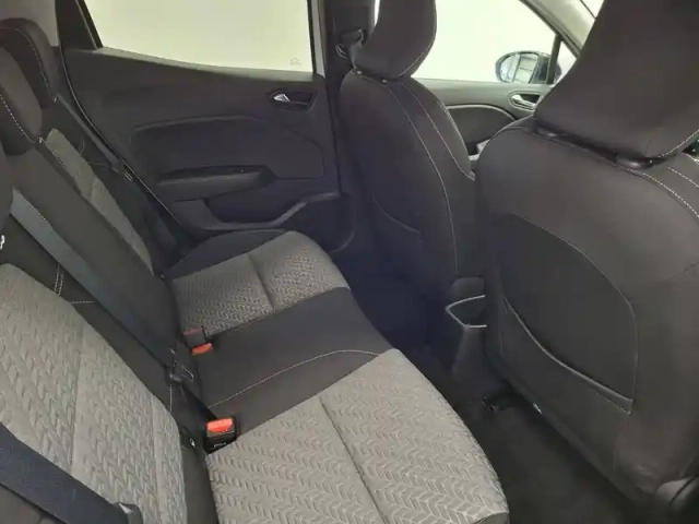 Renault Clio tce 90 — photo 26