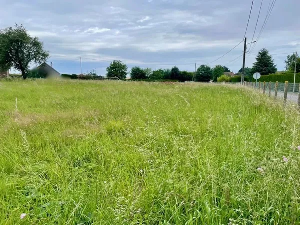 Terrain 1278 m²