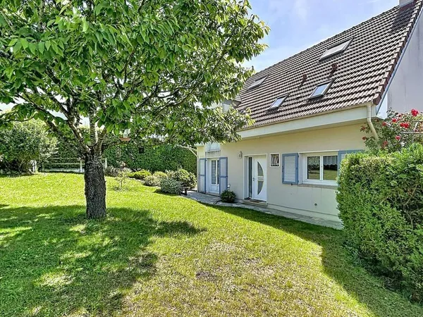 Maison 8 pièces 159 m²