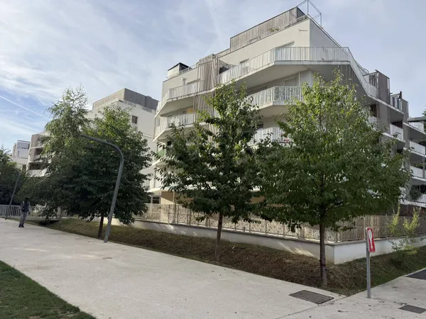 Studio 1 pièce 21 m²