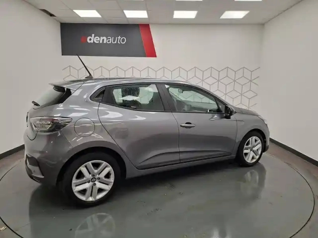 Renault Clio tce 90 — photo 112